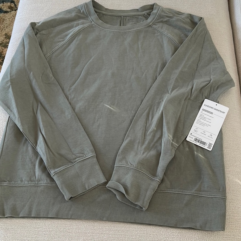 NWT Athleta Sundown Sweatshirt